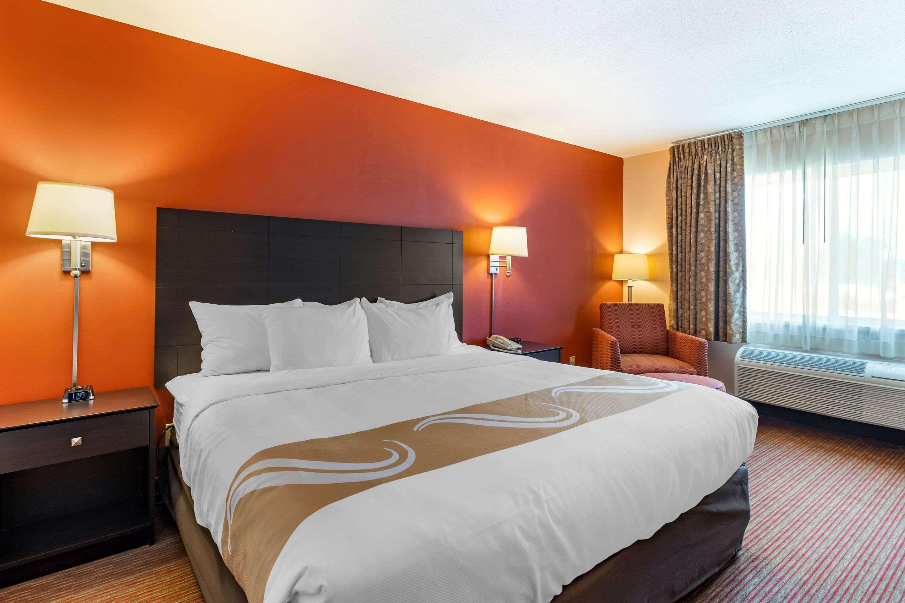 Quality Inn & Suites מייסון סיטי מראה חיצוני תמונה